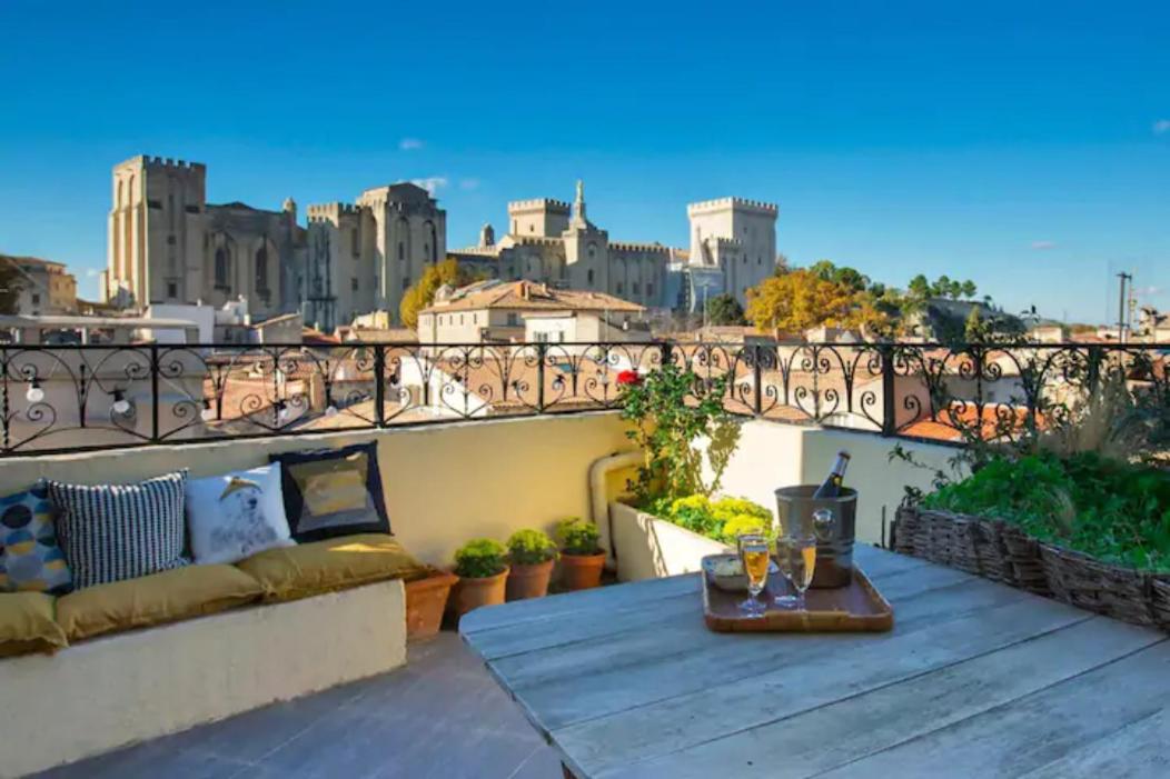 Magnifique Appartement De Charme Avec Vue Sur Le Palais Des Papes A Avignon Wifi Gratuit Kültér fotó
